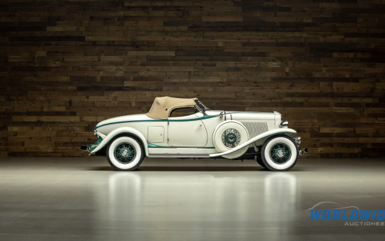 Siêu xe cổ Auburn 1932 với lịch sử 44 năm được đem đấu giá