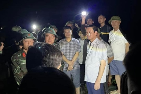 Kênh vỡ, Chủ tịch UBND tỉnh Thanh Hóa trực tiếp xuống hiện trường trong đêm