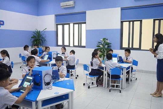 Bộ Chính trị ban hành Nghị quyết về đột phá phát triển giáo dục và đào tạo