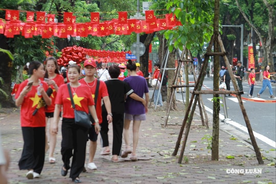 Sơ duyệt Lễ diễu binh: Đến không chỉ để xem mà còn tìm về ký ức