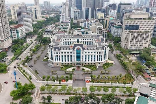 Thế nước và vận hội vươn mình