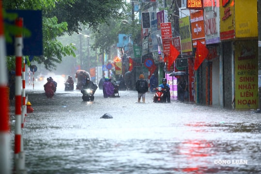 Cảnh báo mưa đặc biệt lớn ở Bắc Bộ và Trung Bộ, có nơi trên 600mm