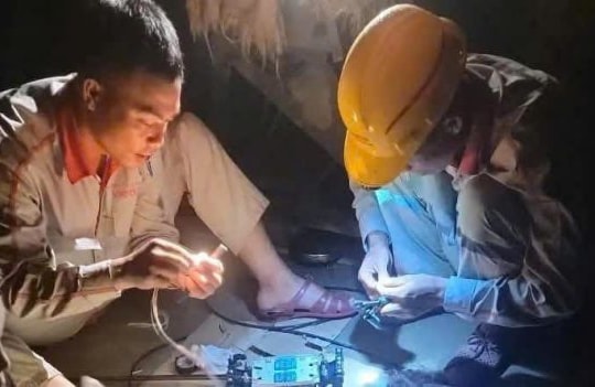 Người Viettel trắng đêm khắc phục sự cố, giữ thông tin liên lạc cho khách hàng