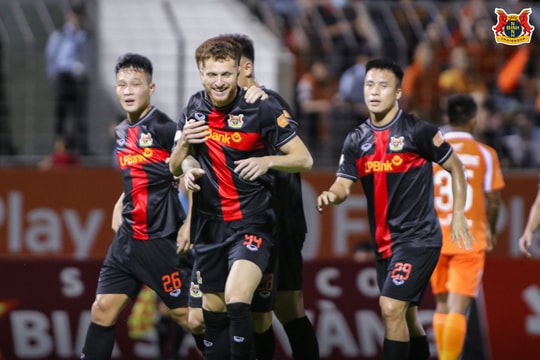 Vòng 3 V.League 2025-2026: Nam Định thắng ngược PVF CAND, tân binh Ninh Bình tiếp tục bay cao