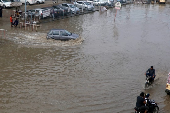 Mưa lũ ở Ấn Độ và Pakistan: Nhiều người thiệt mạng và thiệt hại nghiêm trọng