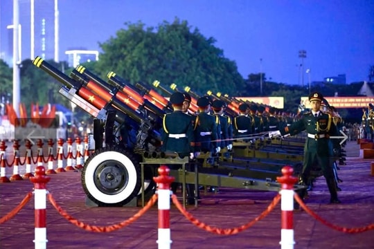 Cận cảnh dàn pháo lễ hùng tráng sẵn sàng cho ngày hội non sông