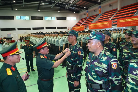 Bộ Quốc phòng gặp mặt 4 đoàn Quân đội nước ngoài tham gia diễu binh, diễu hành A80