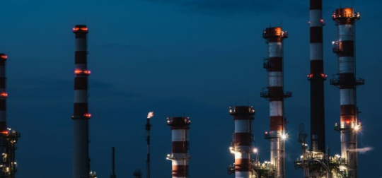 Ấn Độ tăng mua dầu Nga bất chấp thuế, tận dụng giá rẻ sau các cuộc tấn công vào nhà máy lọc dầu