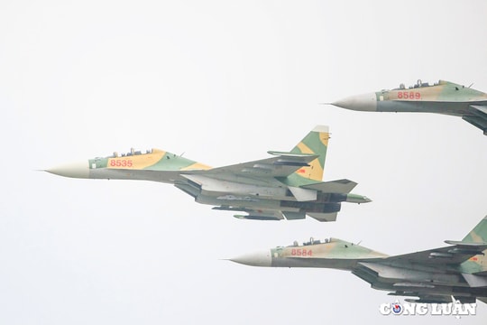 Hà Nội: Yêu cầu không thả diều, bóng bay, đèn trời ảnh hưởng hoạt động bay dịp 2/9