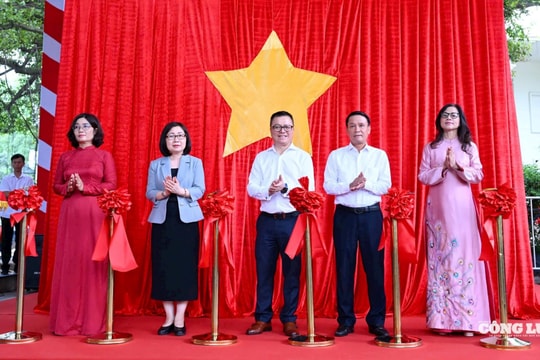 Báo Nhân Dân giới thiệu các ấn phẩm và Triển lãm đặc biệt kỷ niệm 80 năm Quốc khánh 2/9