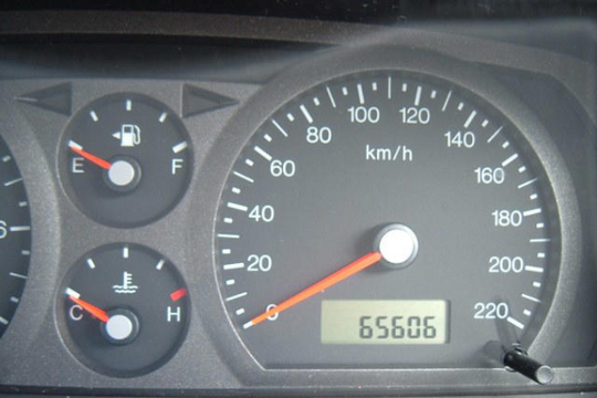 Chạy ô tô khi cạn xăng gây hư hại như nào tới xe của bạn?