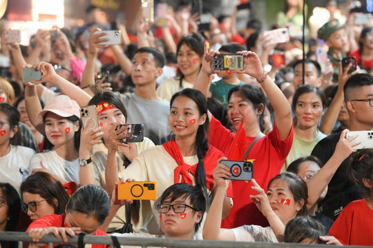 Bộ Y tế khuyến cáo người dân bảo vệ sức khỏe khi tham gia sự kiện A80