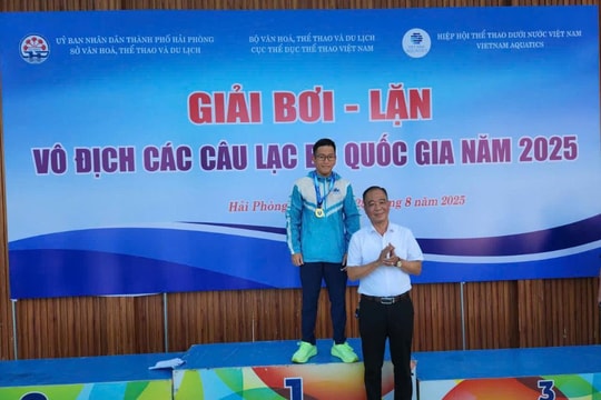 Học sinh trường chuyên lại vô địch bơi tại giải các Câu lạc bộ Quốc gia 2025