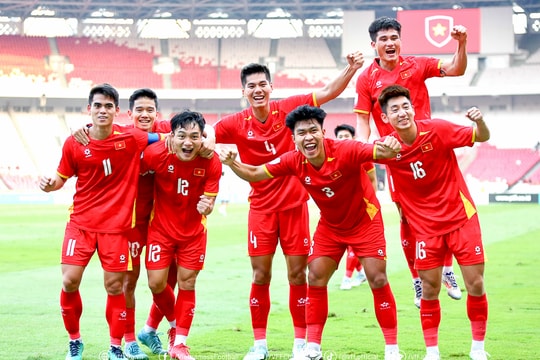 Điểm tin thể thao 31/8: Lộ diện ‘vũ khí hạng nặng’ của U23 Việt Nam, Man Utd trả giá đắt sau chiến thắng đầu tiên