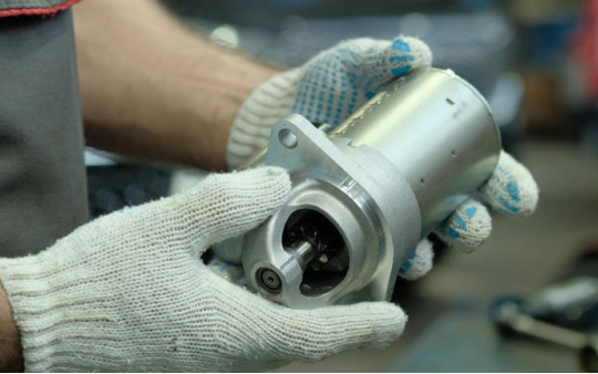 Nghe tiếng lạ khi đề máy có thể là dấu hiệu hỏng bộ khởi động