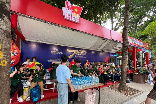 'Trạm khách: A80 Tự hào Việt Nam' – Điểm phục vụ nhân dân trong dịp 80 năm Quốc khánh 2/9