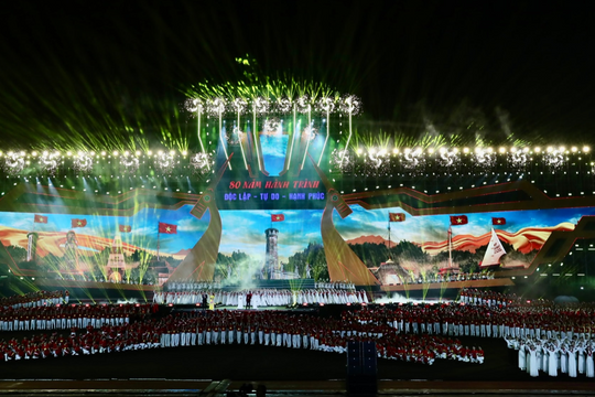 Chương trình nghệ thuật đặc biệt '80 năm Hành trình Độc lập - Tự do - Hạnh phúc': Bản hùng ca của khát vọng Việt Nam