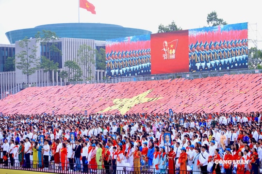 Tổ quốc thật đẹp!