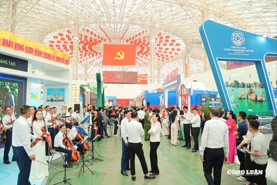 Triển lãm thành tựu Đất nước phá kỷ lục lượng khách tham quan