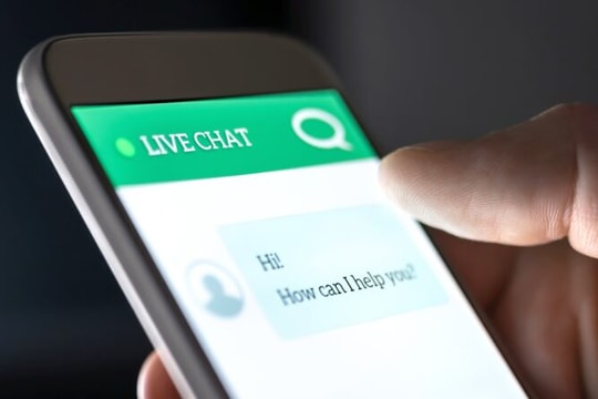 Xu hướng gắn chatbot vào trang báo chí có thực sự hiệu quả và đáng tin cậy?