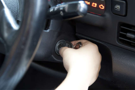 Thói quen tắt máy sai cách có thể "giết chết" động cơ xe bạn