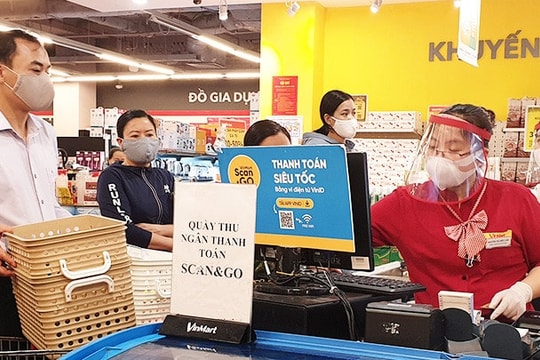 Hơn 200 tỷ đồng mỗi năm: Bộ Tài chính thúc đẩy thói quen lấy hóa đơn điện tử