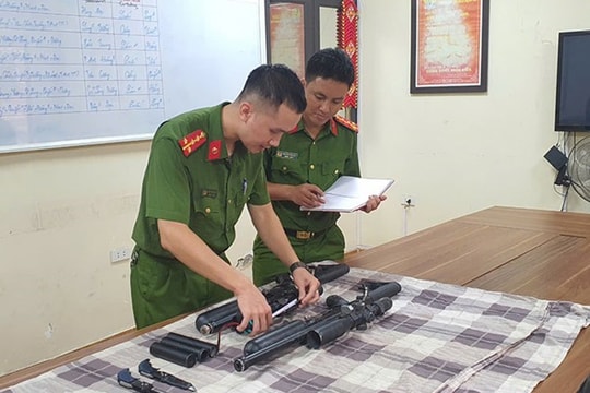 Đối tượng liên quan đến việc giải quyết mâu thuẫn bằng súng tại bến xe Niệm Nghĩa ra đầu thú sau gần 1 năm lẩn trốn