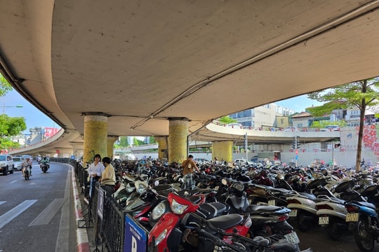 Hà Nội cần rà soát việc cấp phép và quản lý bãi trông giữ xe sau vụ cháy bãi xe dưới gầm cầu Vĩnh Tuy