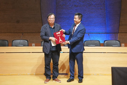 Nhà xuất bản Giáo dục Việt Nam tham dự Hội nghị quốc tế Bảo tồn Di sản và Phát triển Công nghiệp Văn hóa Sáng tạo do UNESCO tổ chức