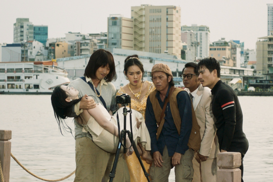 Phim 'Làm giàu với ma 2' bất ngờ tung bản mới sau khi cán mốc 55 tỉ đồng