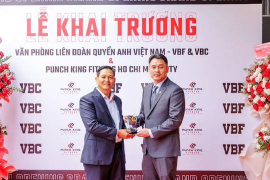 Liên đoàn Quyền Anh Việt Nam lên tiếng về sự vắng mặt của ông Lưu Tú Bảo