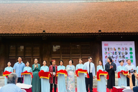 Khai mạc Triển lãm mỹ thuật quốc tế 'Tình bạn' tại Văn Miếu - Quốc Tử Giám
