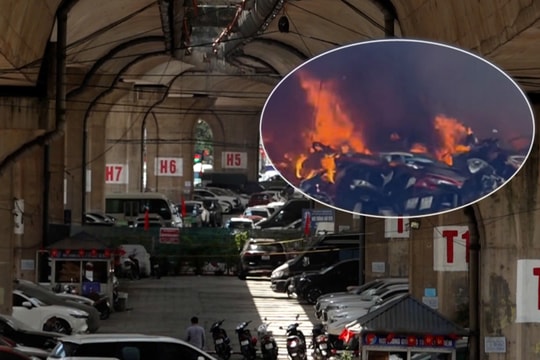 Khi gầm cầu thành bãi đỗ và bài toán thiếu bãi đỗ xe ở Hà Nội