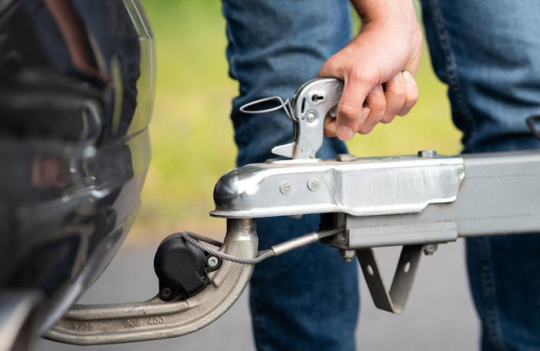 Có thể lắp móc kéo cho mọi loại xe không?