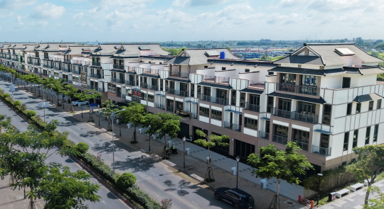 Điều gì khiến Imperia Grand Plaza Đức Hoà khác biệt giữa rừng dự án vệ tinh?