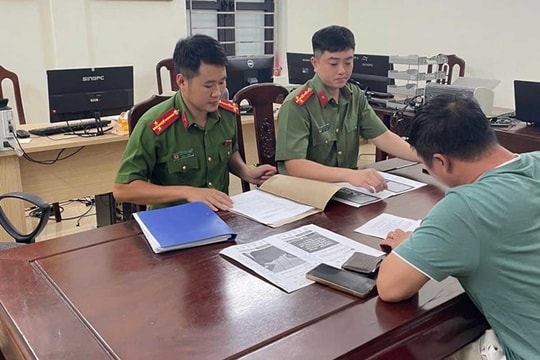 Công an tỉnh Ninh Bình làm việc với người đàn ông đăng thông tin xúc phạm ngành điện