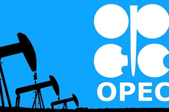 Giá xăng dầu hôm nay 1/10: Dầu thô mất giá trước kế hoạch tăng sản lượng của OPEC+