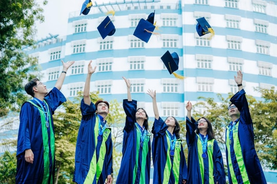 Bộ Giáo dục và Đào tạo cân nhắc bỏ xét tuyển học bạ, giới hạn nguyện vọng đại học