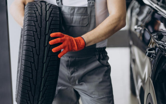 Kết thúc kỷ nguyên lốp dự phòng, tài xế cần biết điều gì?