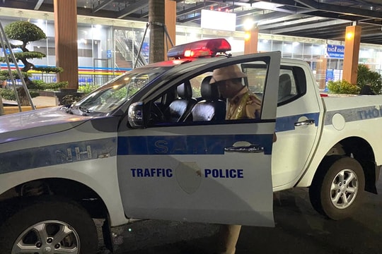 Cảnh sát giao thông Gia Lai dẫn đường, đưa thai phụ vỡ ối “vượt cạn” thành công