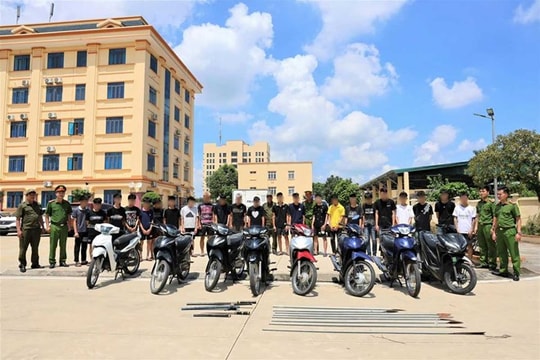 Nhóm đối tượng mang theo hung khí đi tìm đối thủ, gây rối trật tự công cộng ở Ninh Bình