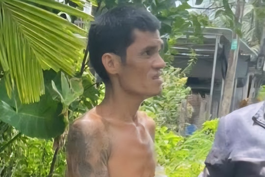 Quảng Ngãi: Bắt đối tượng "múa dao", dọa chém người đi đường