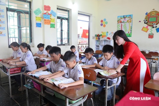 Khi 'tự nguyện' học thêm trở thành áp lực