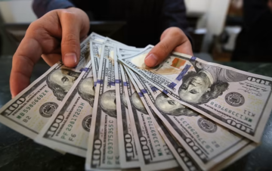 Đồng USD giảm xuống mức thấp nhất 7 tuần vì lo ngại việc làm và kỳ vọng Fed hạ lãi suất