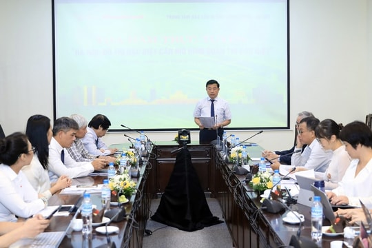 Toạ đàm Báo Hànộimới: Hà Nội - đô thị đặc biệt cần quản trị đặc biệt