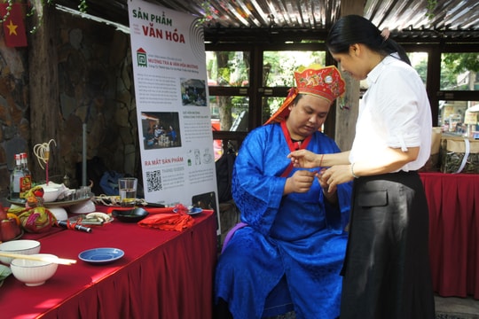 Giải mã bùa yêu xứ Mường