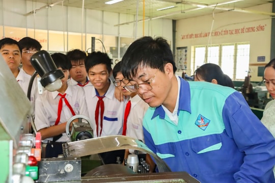 Xây dựng hệ thống quản trị hiện đại để hiện thực hóa tự chủ theo tinh thần Nghị quyết 71-NQ/TW