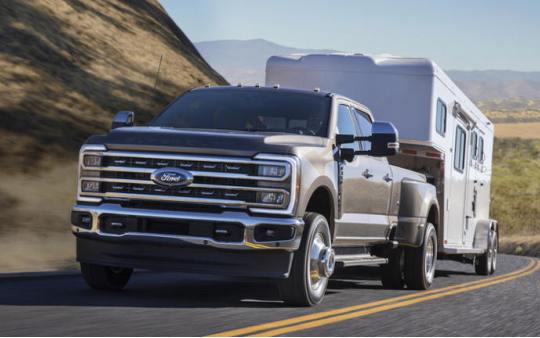 Hãng xe tính toán sức kéo như thế nào và vì sao bạn không nên vượt quá giới hạn