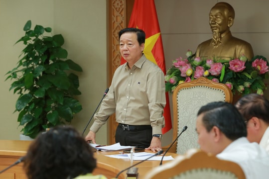 Xây dựng kế hoạch toàn diện để xử lý ô nhiễm, bắt đầu từ Hà Nội và TP HCM