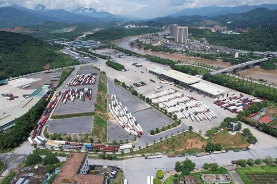 Chính phủ phê duyệt điều chỉnh Khu kinh tế cửa khẩu Lào Cai: Tầm nhìn 2045 và mục tiêu trở thành trung tâm giao thương quốc tế